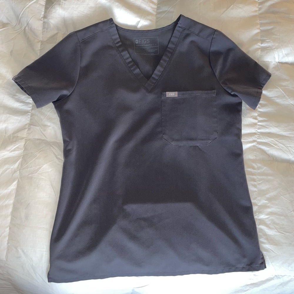 Figs Charcoal Top Size Small